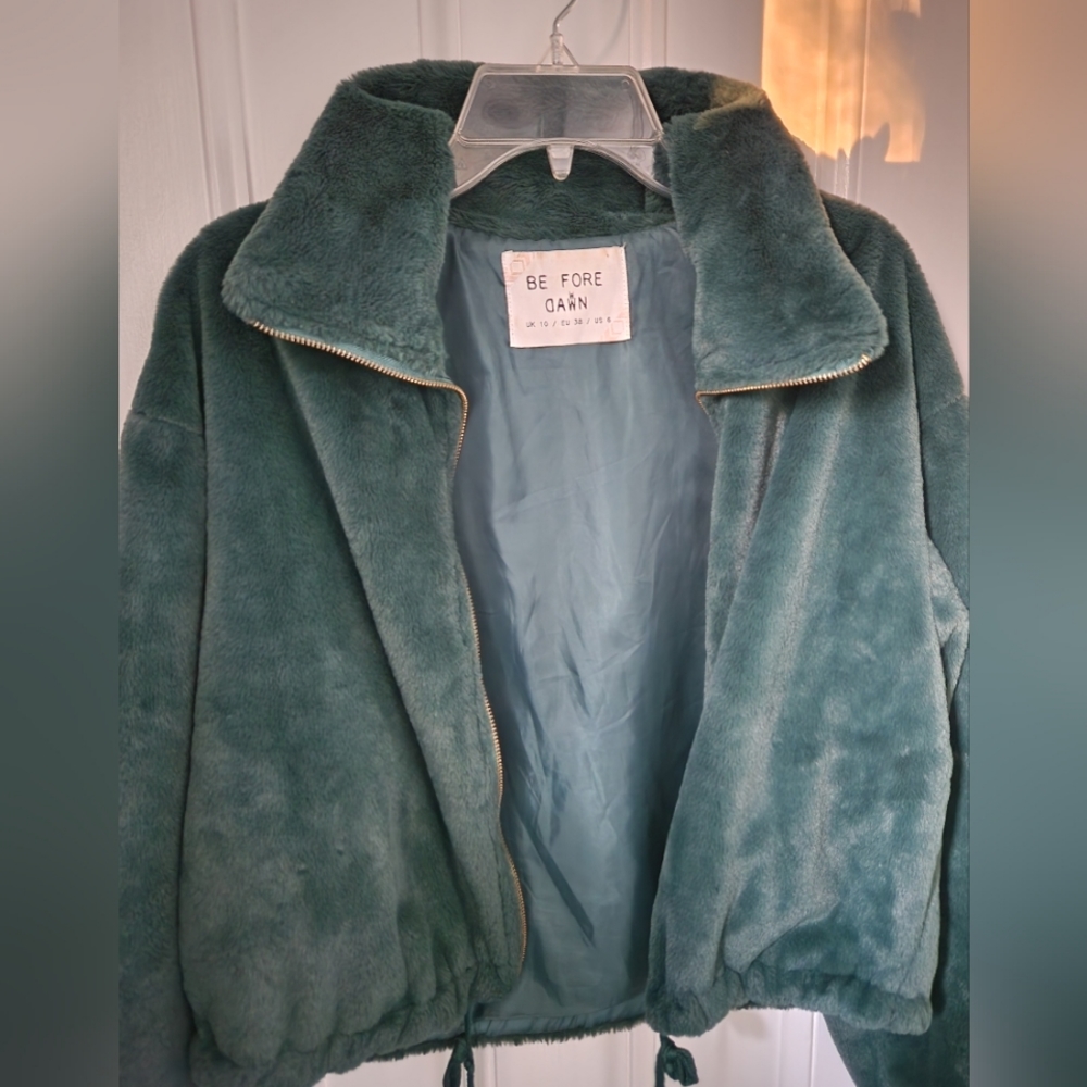 Faux Fur Emerald Green Bomber Jacket size med☘️